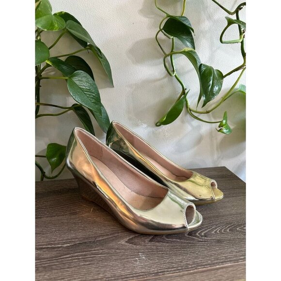 Forever size 8 silver gold heels - Picture 1 of 10